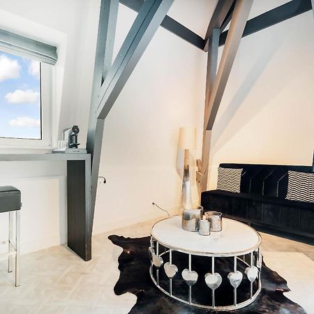 Hotel Maassluis Bagian luar foto