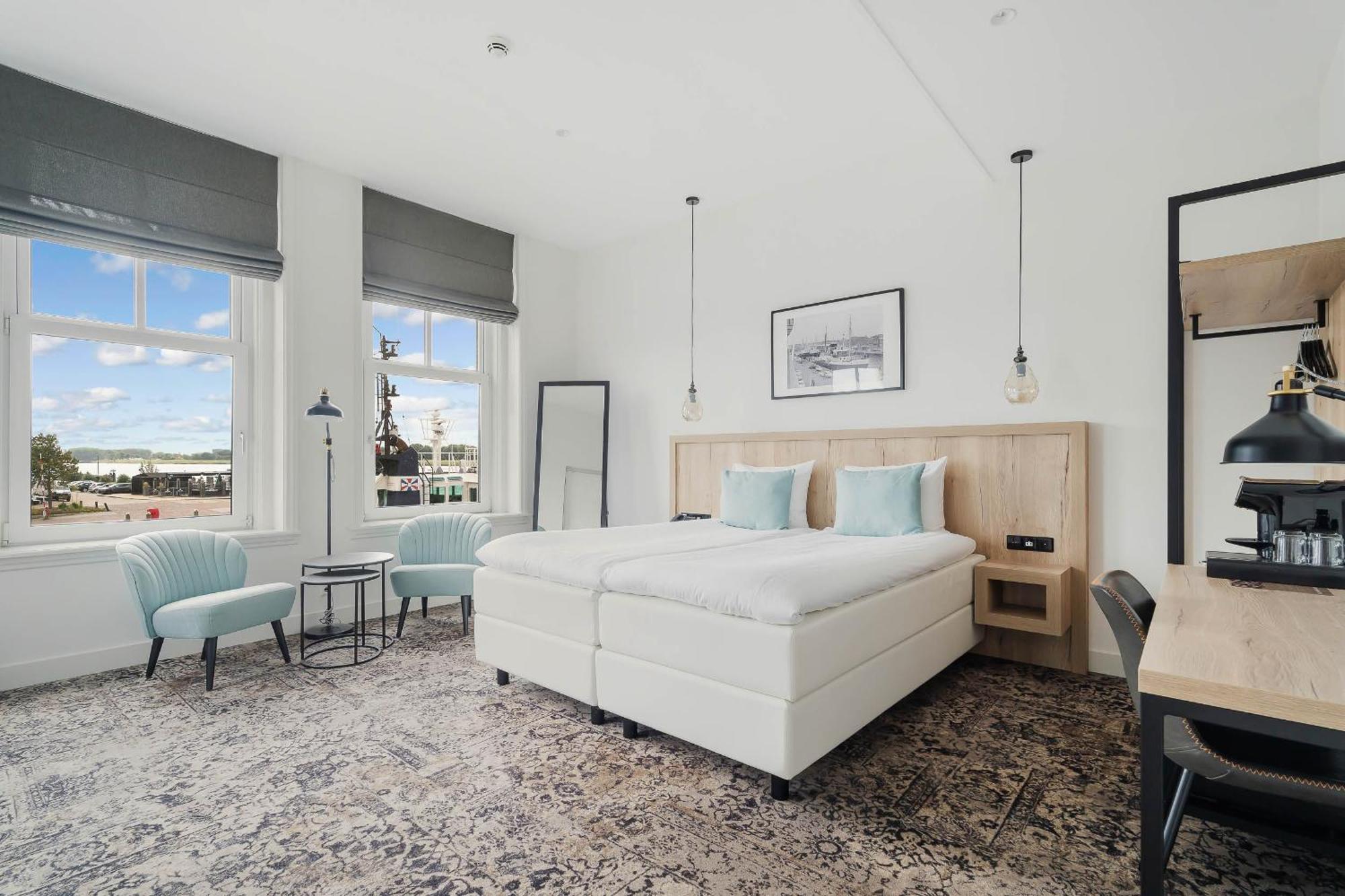 Hotel Maassluis Bagian luar foto